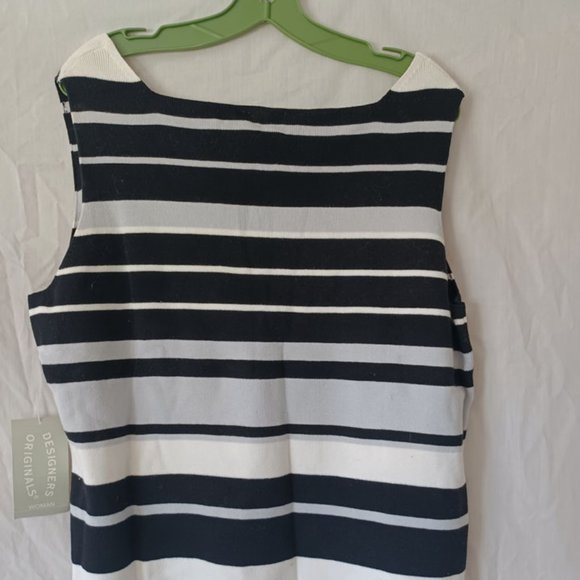 Vintage Designer Originals Women's Color Blue Pearl Cardigan with Tank Top - Picture 6 of 7